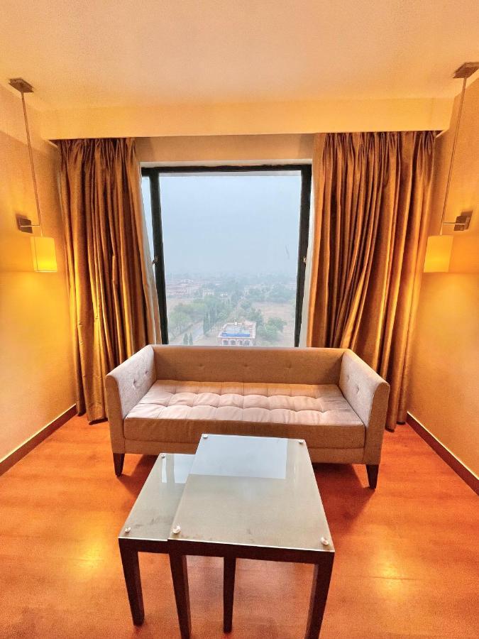 Ramada By Wyndham Jaipur North Otel Dış mekan fotoğraf